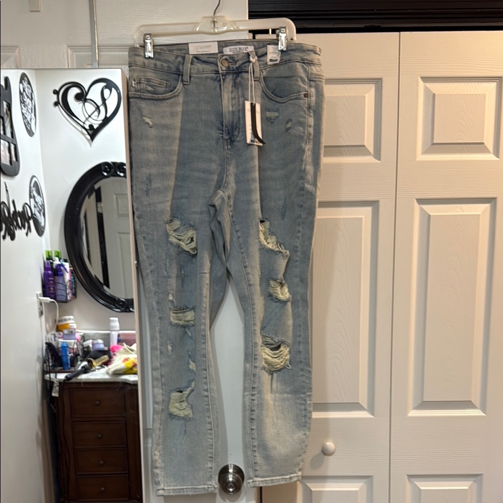 Judy Blue Distressed Light Blue Jeans